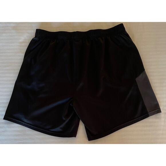 Reebok Men's Shorts Elastic Waiste Black w/Gray Mesh Zip Pocket XL/XG NWOT - Picture 2 of 3